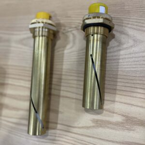 PHAO BÁO DẦU MÁY BIẾN ÁP KIỂU KÍN